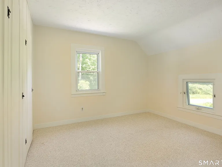 142 Factory St — Photo 15
