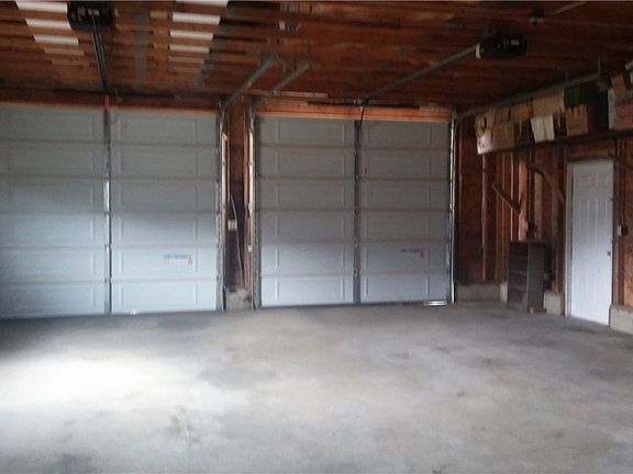 5th image of 734 Rockney Pl
