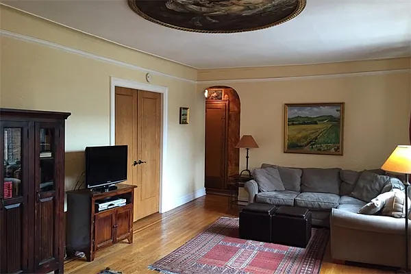 Sold by Terrace Sotheby's International Realty | media 37