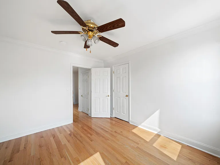 411 N Kenwood Ave — Photo 4