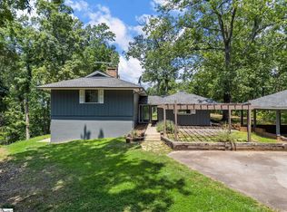 222 Bird Mountain Ridge Rd, Landrum, SC 29356