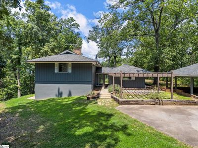 222 Bird Mountain Ridge Rd, Landrum, SC, 29356