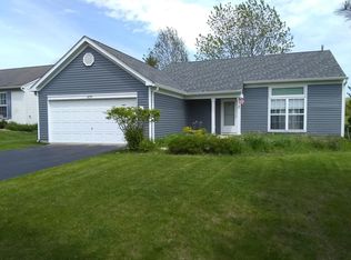 633 Indian Trail Rd, Antioch, IL 60002