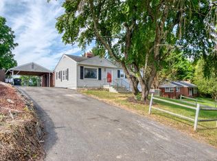 313 Longview Ct, Pulaski, VA 24301