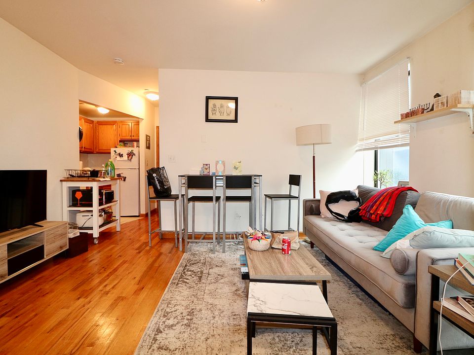 1st image of 646 10th Ave APT 5C