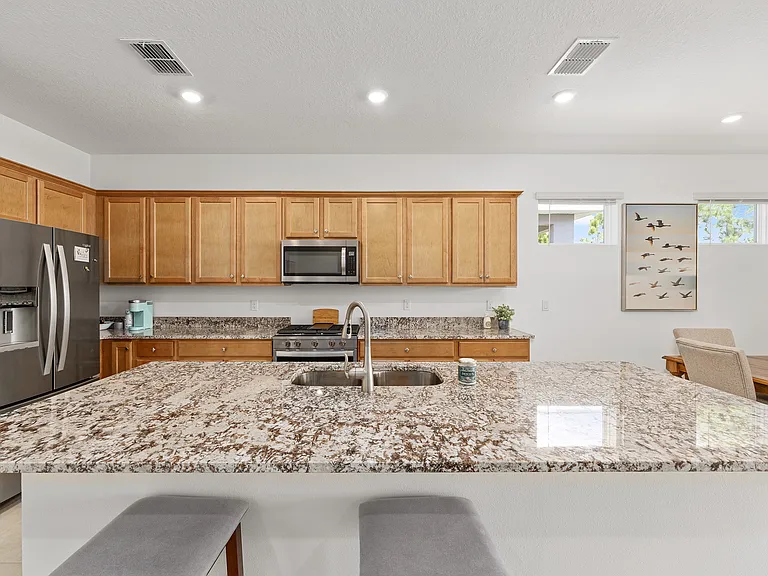 3335 NW 52nd Avenue Rd — Photo 12