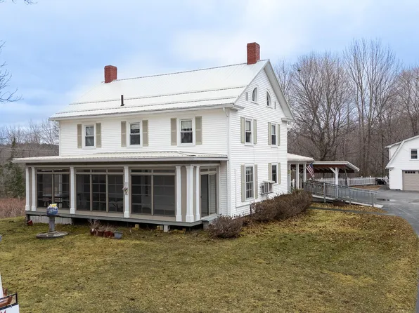 11 Alton Street, Milo, ME 04463