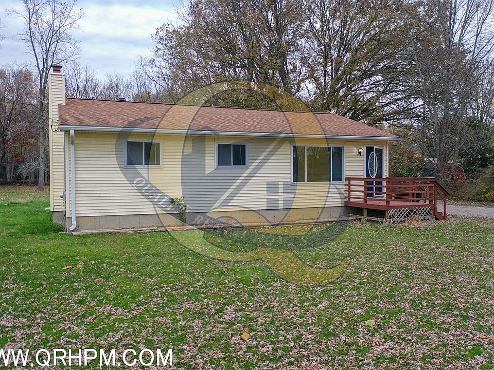 1st image of 3331 Farley St