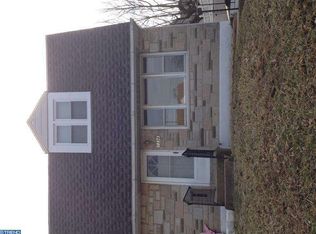 1334 Price St, Trainer, PA 19061