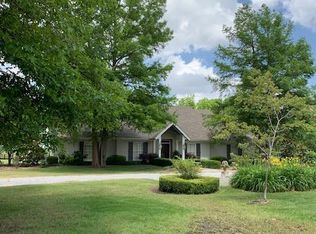 64 Leo Williams Rd, Hollandale, MS 38748