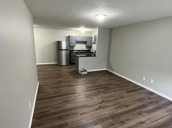2332 N. Cotner Blvd, 2332 N Cotner Blvd #10, Lincoln, NE 68507