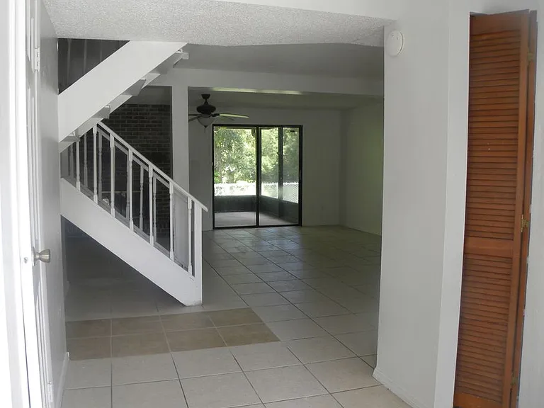4966 Sanoma Vlg #D — Photo 20