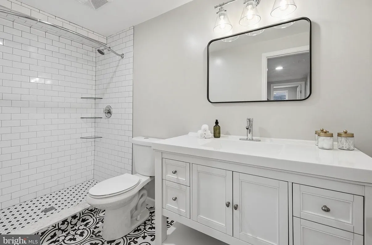 1 bed, 1000 sqft, $2,500 — Photo 4