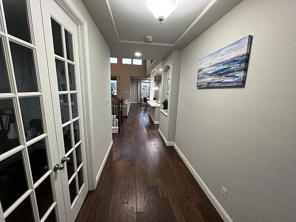 3rd image of 1205 Caney Creek Ln