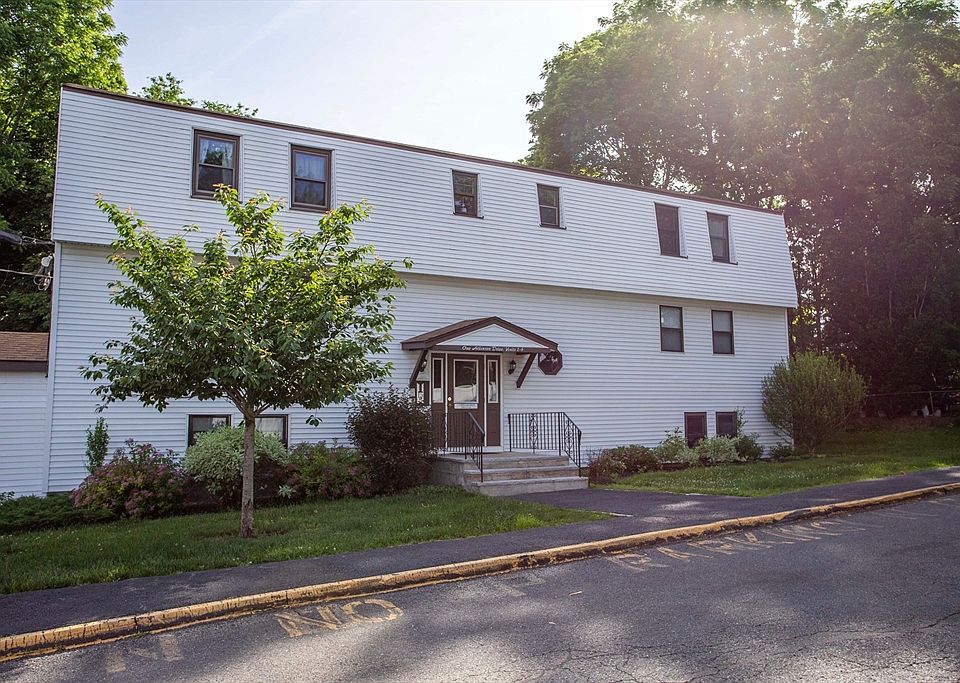 1st image of 1 Atkinson Dr APT 1