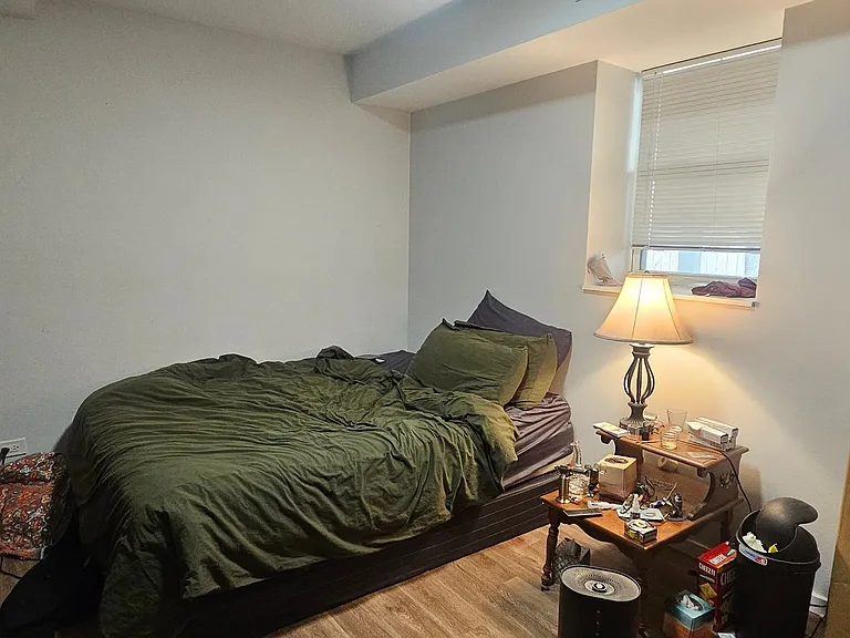 2952 W Nelson St — Photo 2