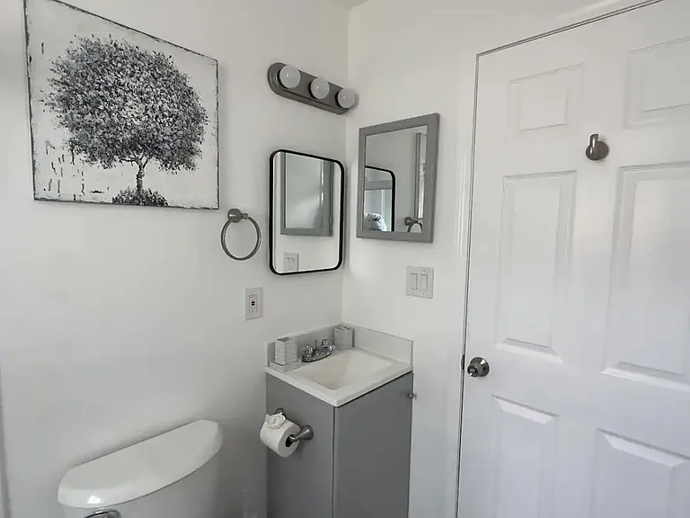 2513 Erato St #102 — Photo 12
