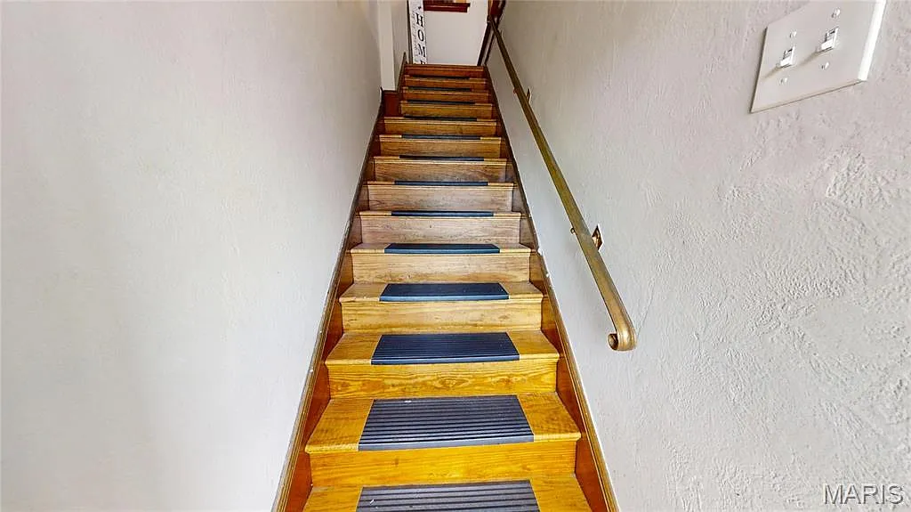 1 bed, 1.0 bath, 748 sqft, $968 — Photo 4