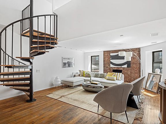 2nd image of 23 10th St APT 706