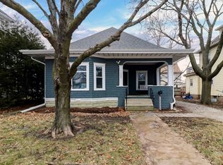 1307 S Main St, Bloomington, IL 61701