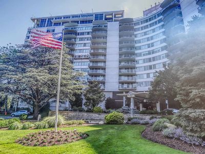 1 Claridge Dr APT 310, Verona, NJ, 07044