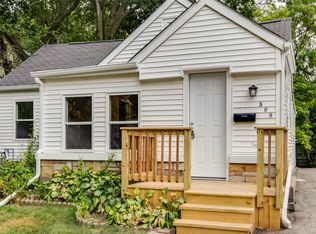 509 Kenwood Dr, Round Lake Park, IL 60073
