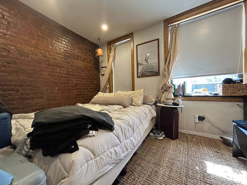 1st image of 1005 President St #1H