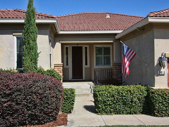 2nd image of 2813 Carradale Dr