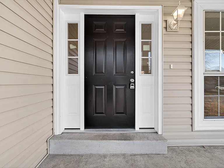 Front entryway