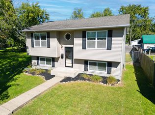 1107 Henry St, Moberly, MO 65270