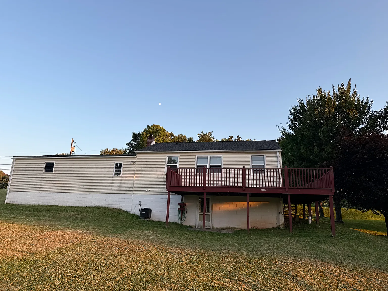 2 bed, 1.5 bath, 744 sqft, $1,400 — Photo 3