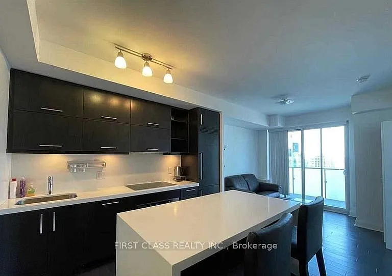 1080 Bay St #3109 — Photo 6