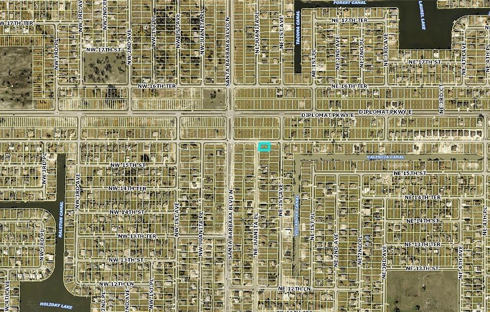 2nd image of 1505 NE Juanita Pl