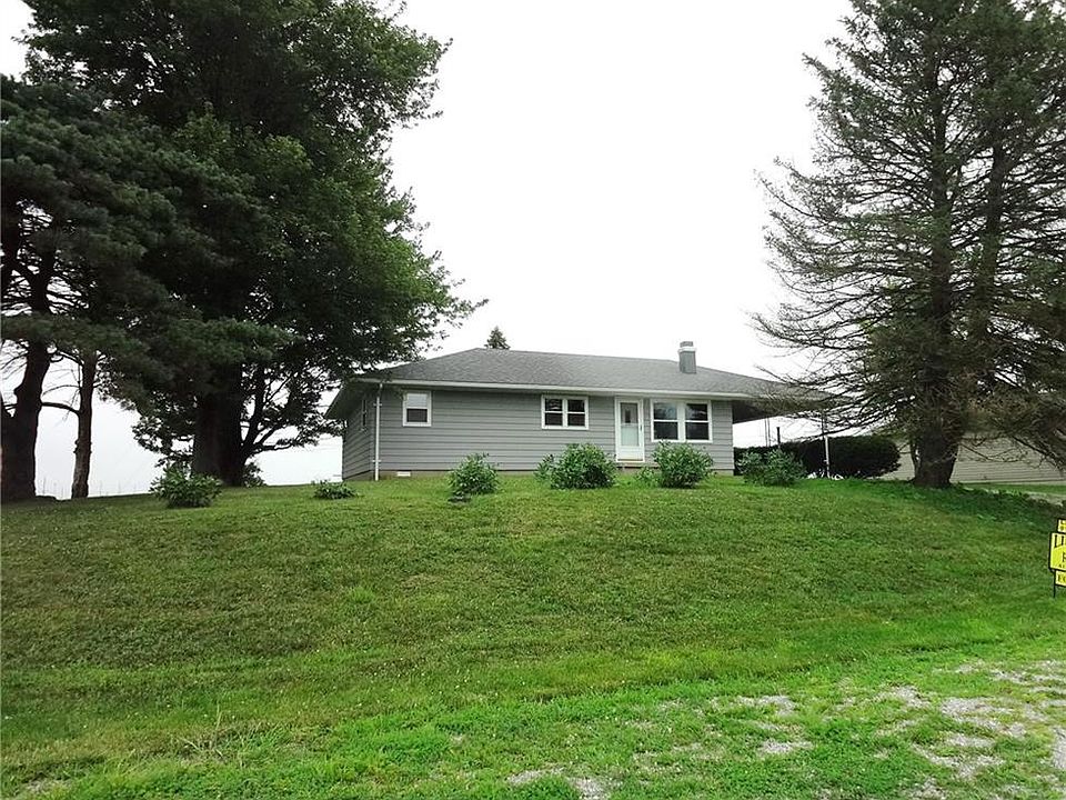 1st image of 1068 E Pleasant Dr