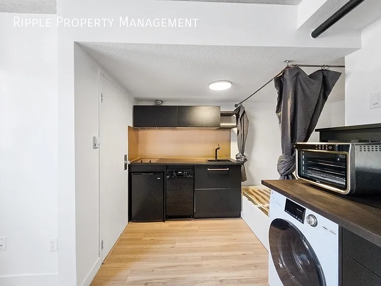 315 9a St NW #104 — Photo 10