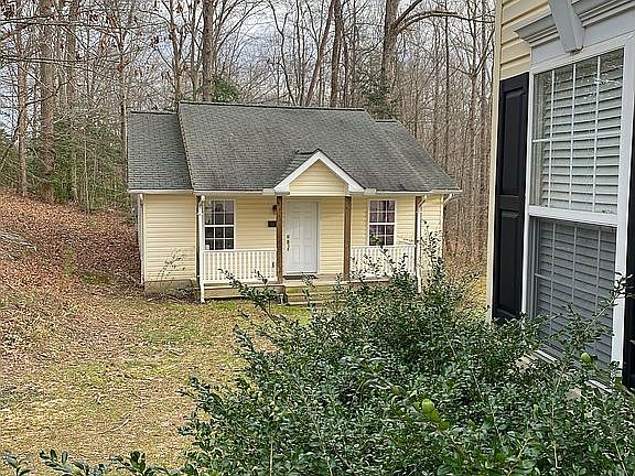 Guest cottage/in-law suite