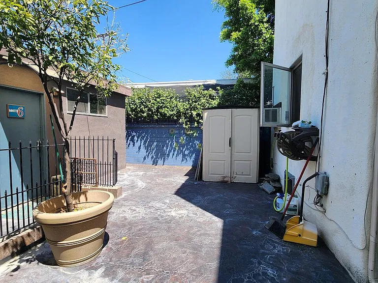 223 N Cordova St #1 — Photo 20