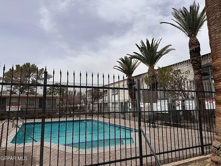 6700 Escondido Dr #G6 — Photo 18