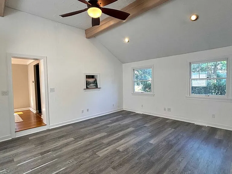 4854 Edsal Dr — Photo 6