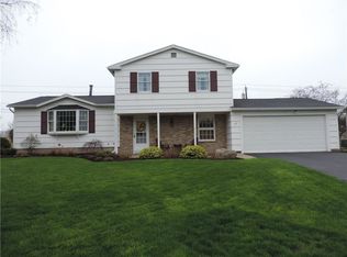 87 Little Tree Ln, Hilton, NY 14468