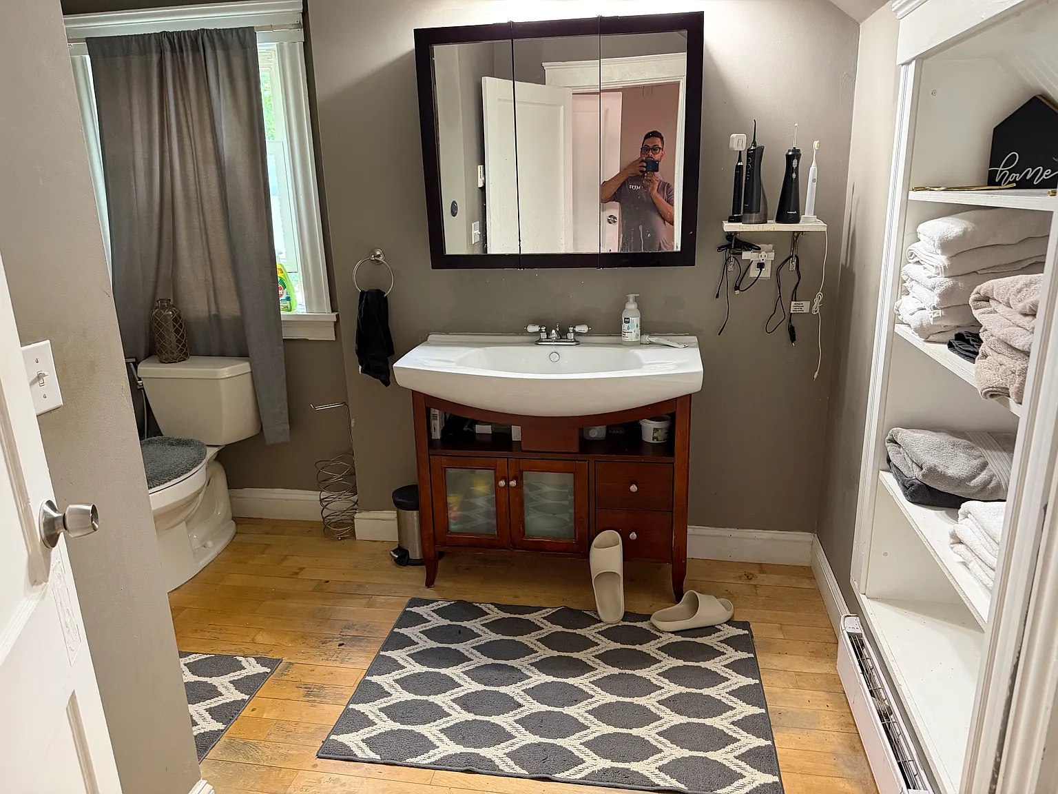 2 bed, 1080 sqft, $1,450 — Photo 3