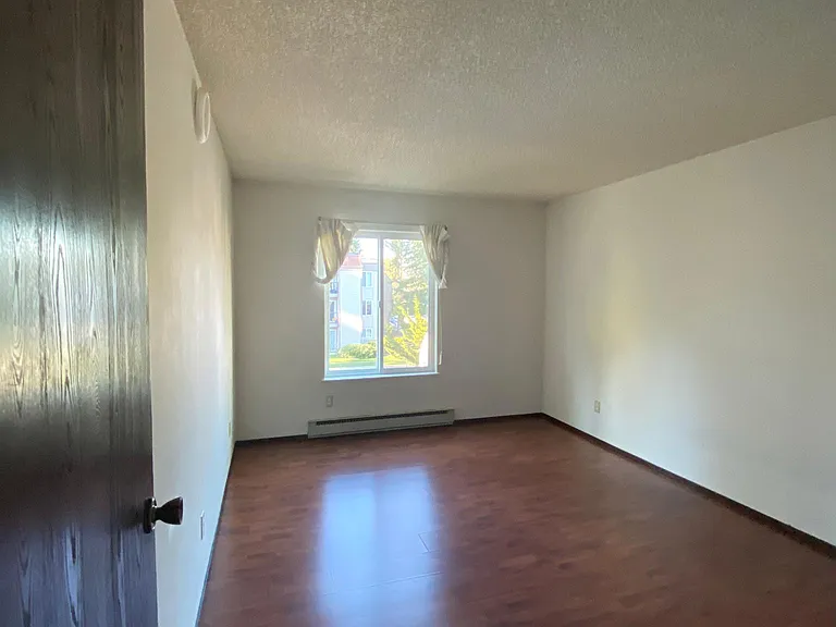 14640 NE 32nd St #D21 — Photo 11
