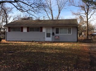 1702 Parklane Dr, Cahokia, IL