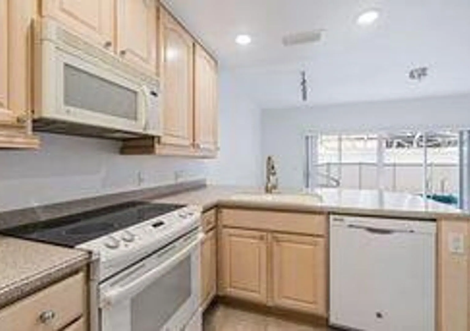 3 Oakland Court, Tequesta, FL 33469 — Photo 2