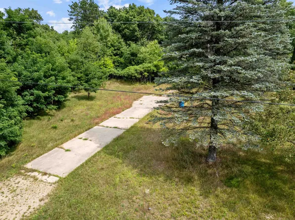 119 Madison St, Redgranite, WI 54970
