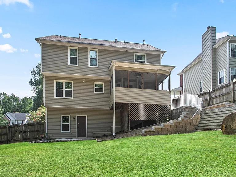 729 Sunny Field Ln — Photo 7