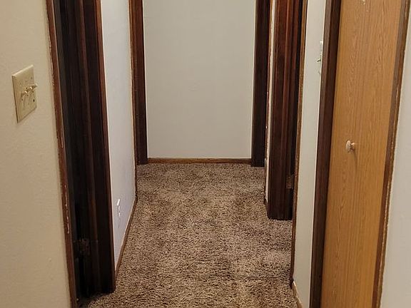 3rd image of 904 3rd Ave NW #3