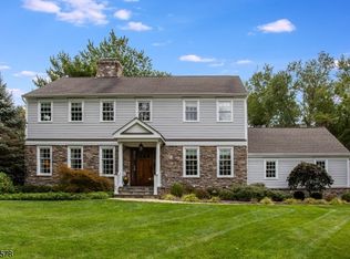 47 Glenmere Dr, Chatham, NJ 07928