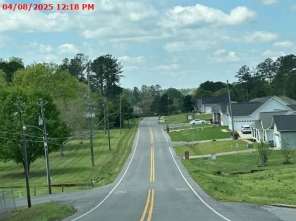 529 Fairway Dr SW, Jacksonville, AL 36265