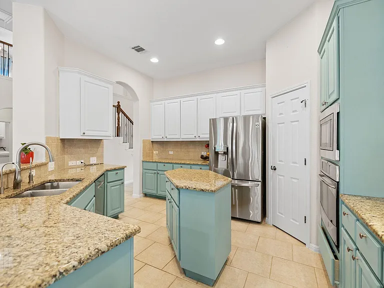 10921 Tornasol Ln — Photo 17